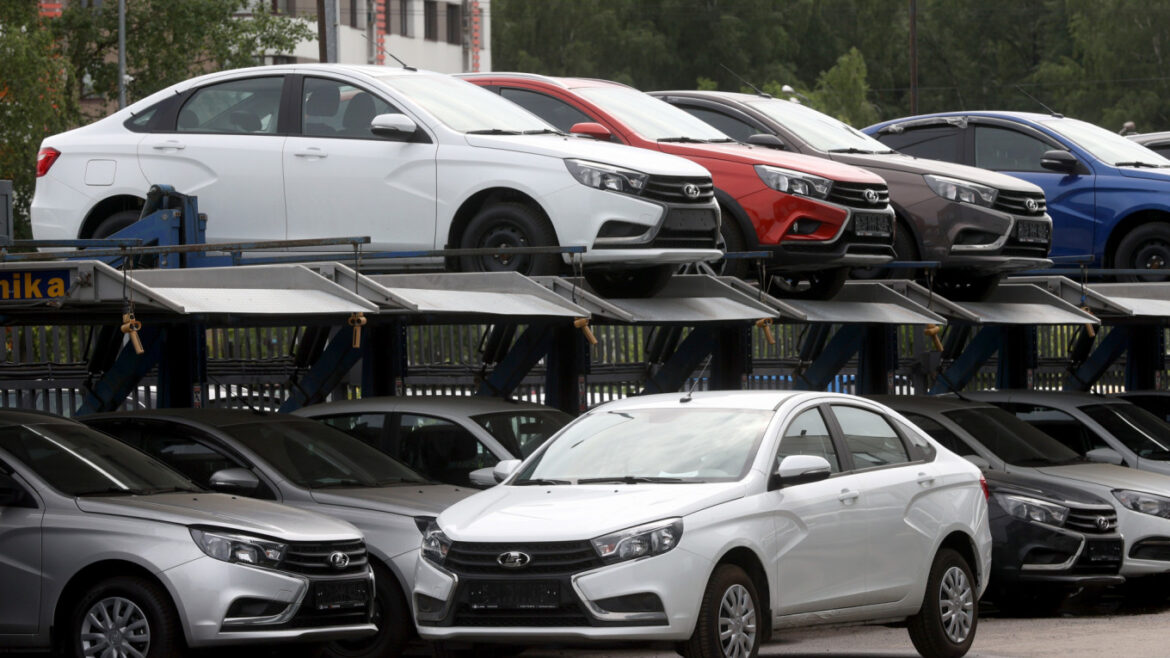 السيارات الصينية تتفوق على مبيعات لادا في روسيا خلال الربع الأول