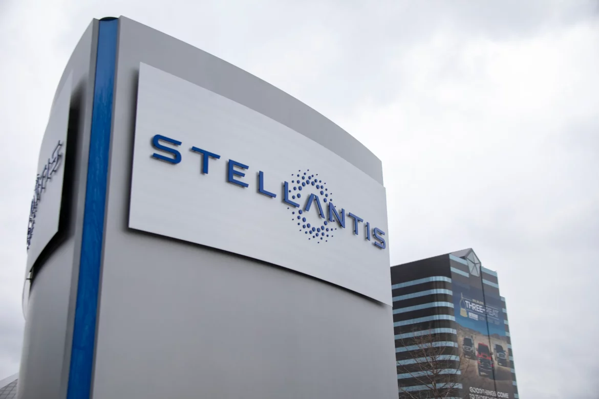 ارتفاع أرباح ستيلانتس بنسبة 37% مع ارتفاع مبيعات السيارات الكهربائية