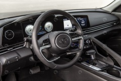 2021-Hyundai-Elantra-18-1