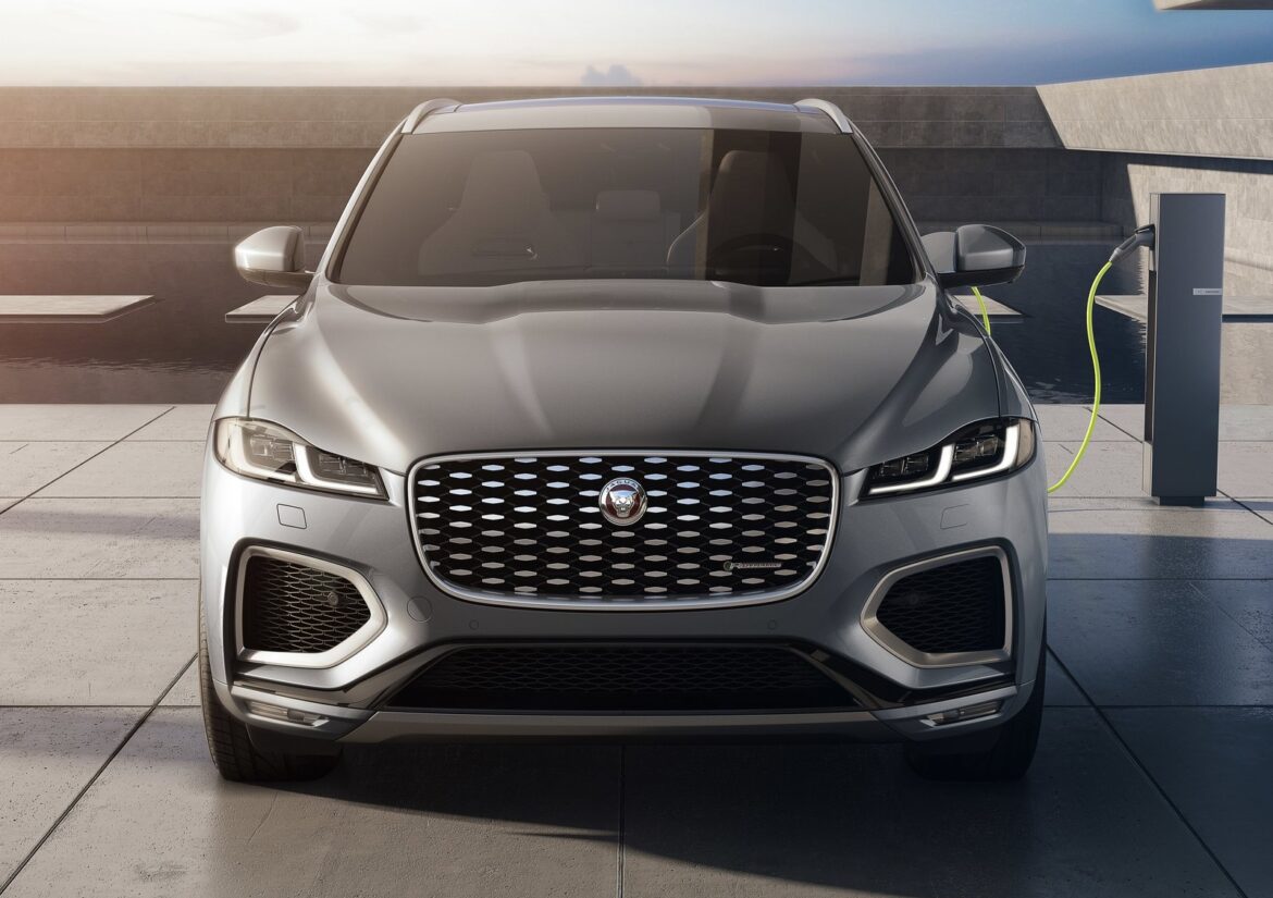 جاجوار F-Pace  2021 و تحديثات منتصف العمر