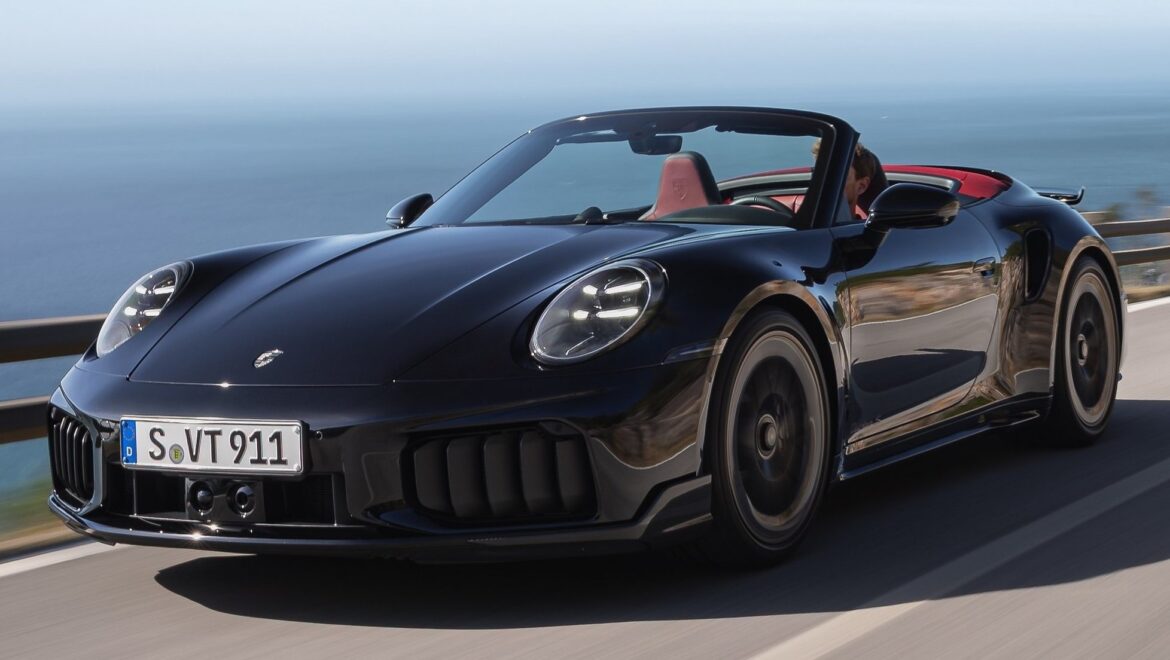 بورشه تكشف عن الجيل الجديد من 911 Turbo S: أداء أقوى وتصميم أكثر جرأة