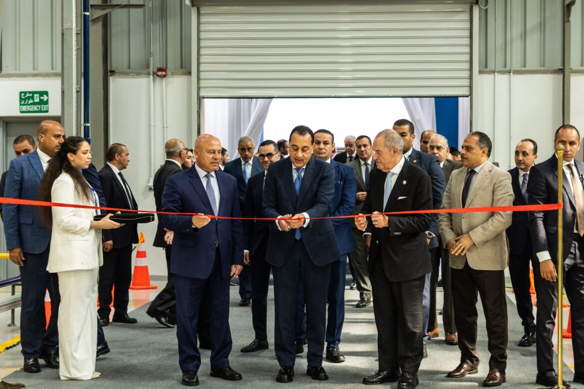 بحضور معالي دولة رئيس مجلس الوزراء؛ افتتاح مصنع المنصور لتصنيع فلاتر المركبات والفلاتر الصناعية