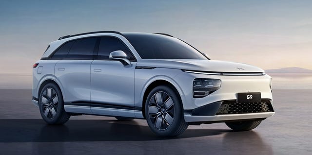 راية أوتو، الوكيل الحصري لعلامة XPENG في مصر، تفتتح صالة عرض ومركز خدمة جديدين ضمن توسعات بالتزامن مع اعلان تجديد سياستها السعرية