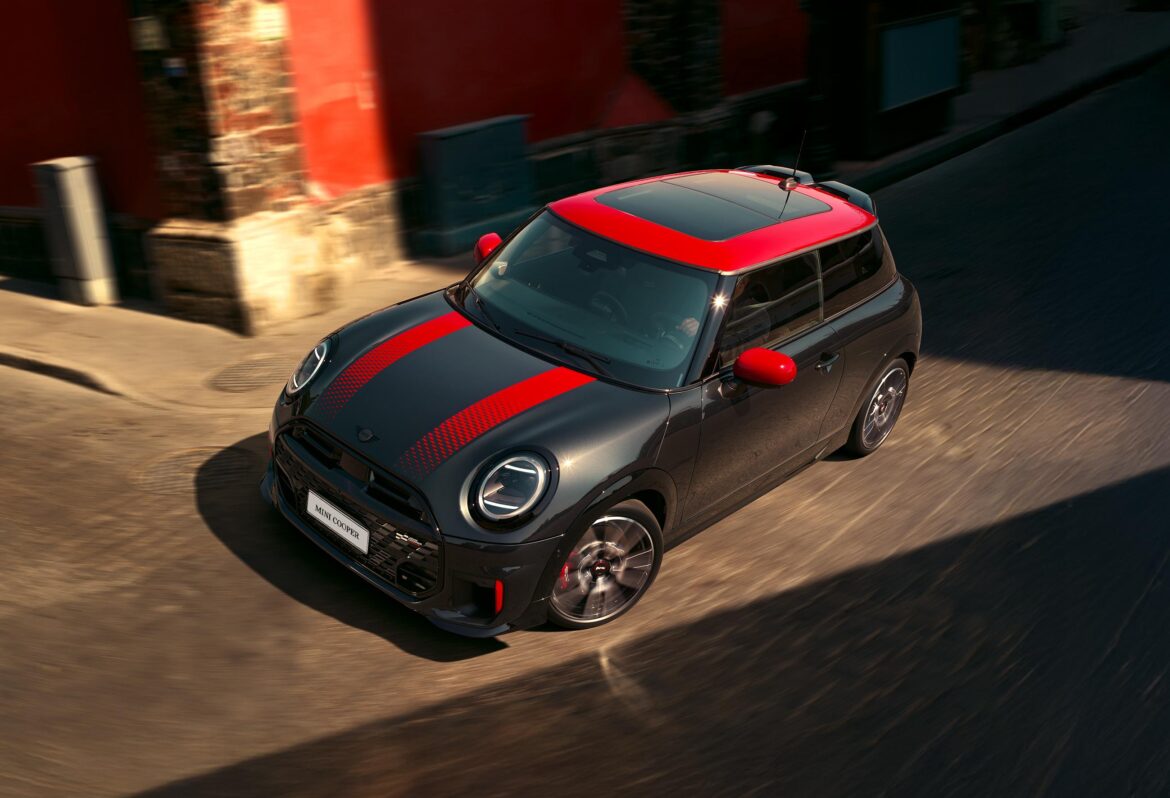 MINI تُحقّق أعلى مبيعات في تاريخها في مصر عام ٢٠٢٥مُسجّلةً مُعدّلات نمو قياسية قدرها ٥١٪ في عام ٢٠٢٥ مقارنة بالعام السابق، في أفضل أداء للعلامة خلال ٢٠ عامًا