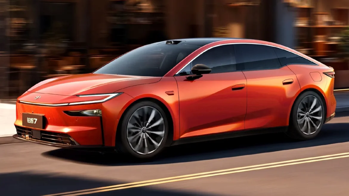 تويوتا bZ7 الكهربائية: فخامة تتفوق على “موديل S” وسعر يكسر حاجز الـ 22 ألف دولار